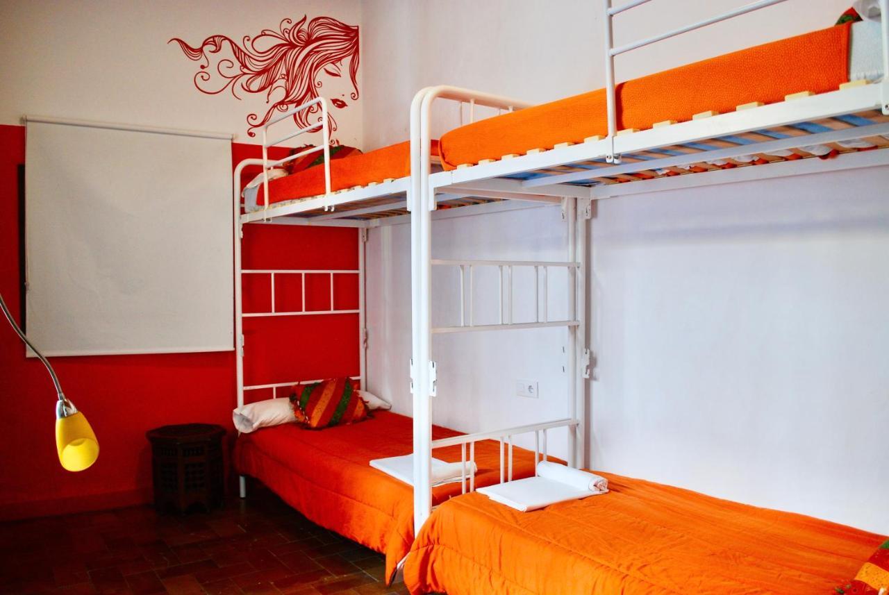 Backpacker Al-Katre Bed & Breakfast กอร์โดบา ภายนอก รูปภาพ